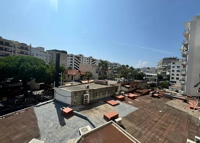 Des Iles - 2 Pers Ultra Centre * Αντίμπ