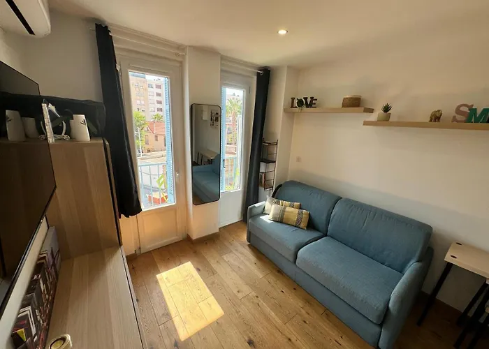 Des Iles - 2 Pers Ultra Centre Αντίμπ